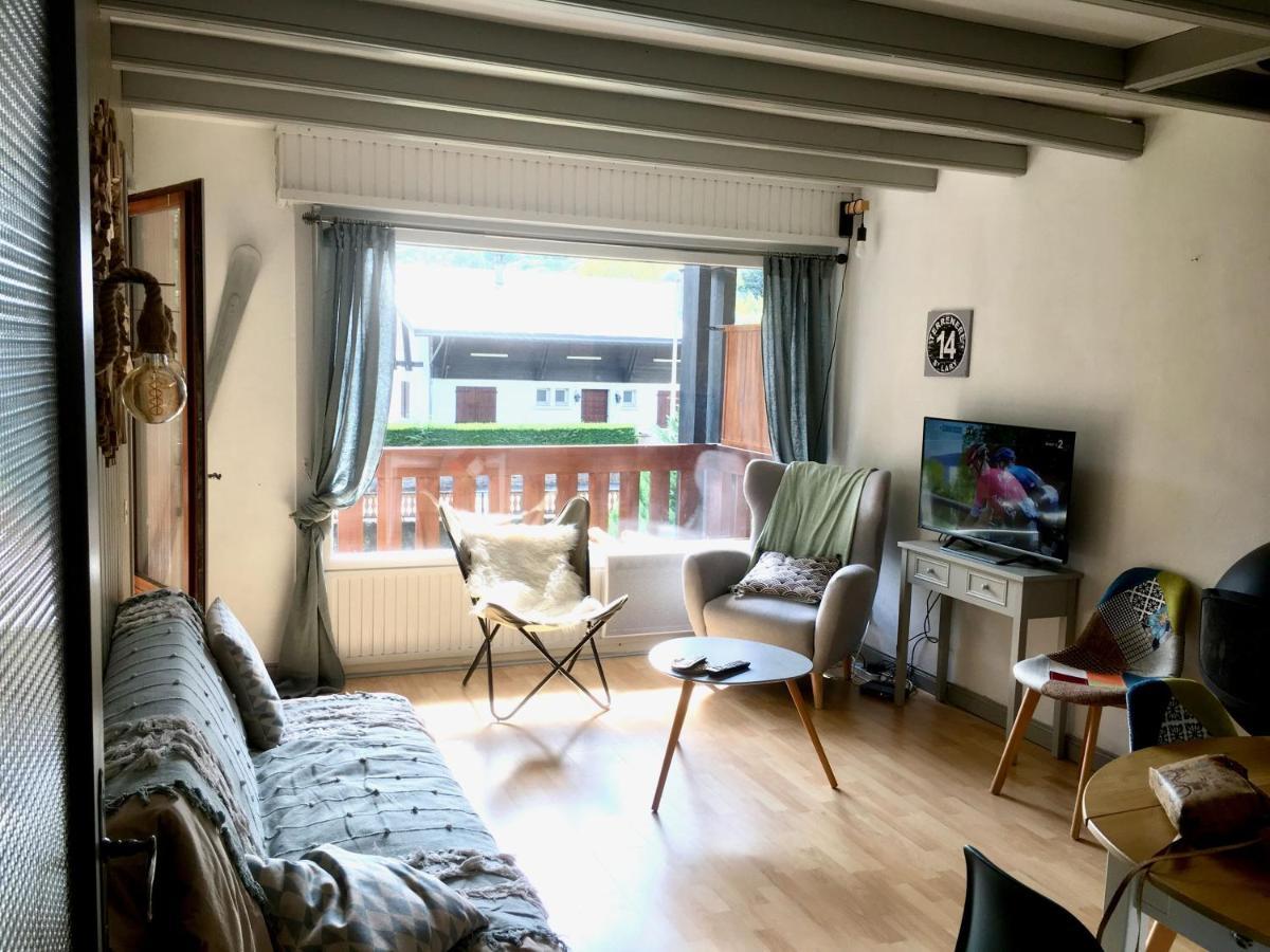 T2 Centre Village - Proximite Telecabine - Vue Montagne Plein Sud - Terrasse Couverte - Balcon - Chambre 1 Lit Double En 160 - Salon 1 Canape Convertible En 140 - Cuisine Separee サン・ラリー・スラン エクステリア 写真